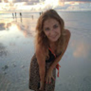 Meet your Posher, Elena